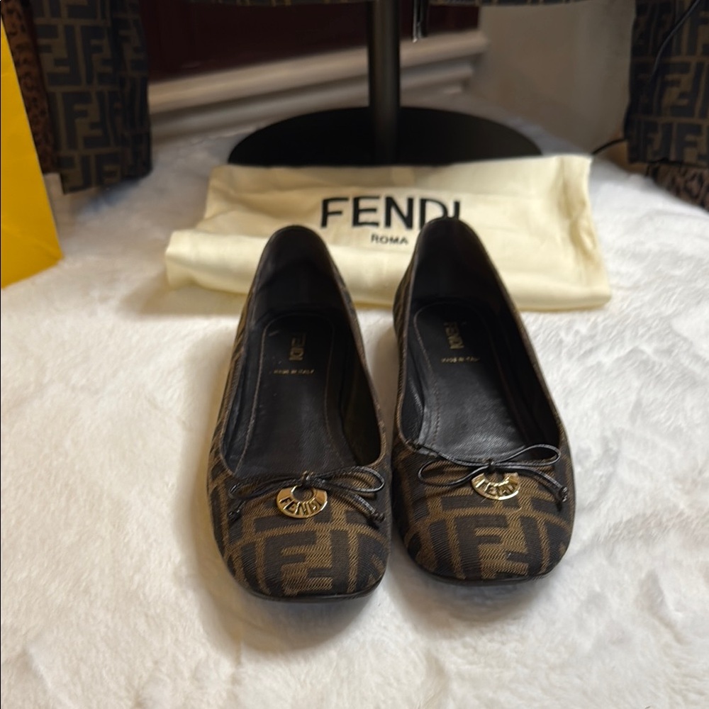 Fendi Women's Brown Ballet Flats
